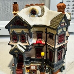 Lemax Christmas village 2002